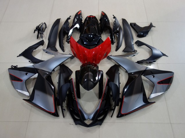 Grigio Lucido/Nero Con Rosso 2011-2024 Suzuki GSXR 600-750 Carene Moto Grigio Lucido/Nero Con Rosso 2011-2024 Suzuki GSXR 600-750 Carene Moto