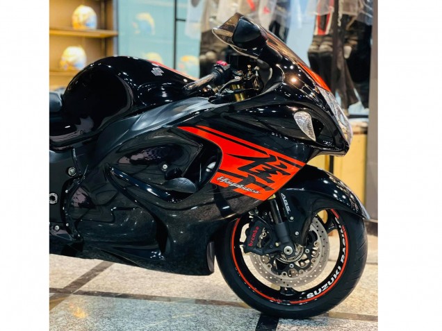 Carena Moto Suzuki GSXR 1300 Hayabusa 2008-2020 - Nero Lucido Rosso